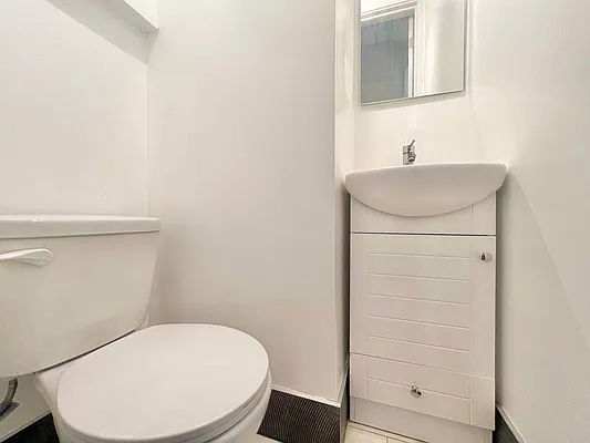 Rented by Doorway NYC, LLC | media 8