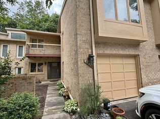 7832 Whiterim Ter, Potomac, MD 20854