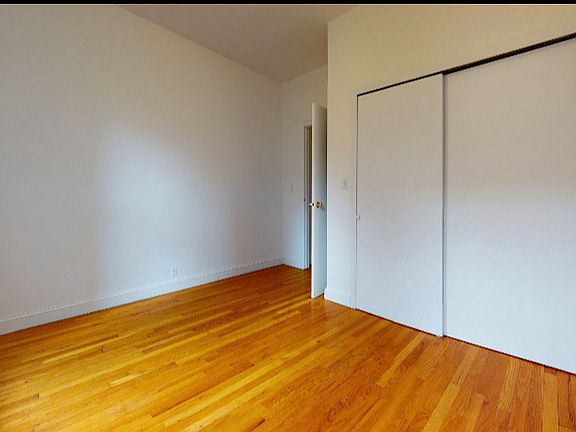 4th image of 334 E 93rd St APT 2B