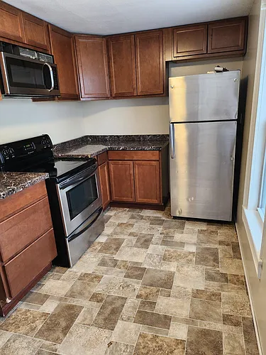 324 Crosby St Photo 1