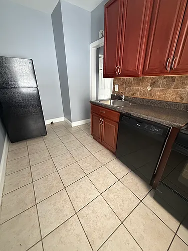 42 W 29th St #4B Photo 1