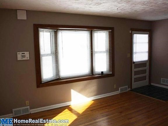 2nd image of 3034 N Cotner Blvd