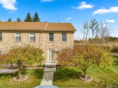 29307 W Jefferson Ave APT 14, Gibraltar, MI, 48173