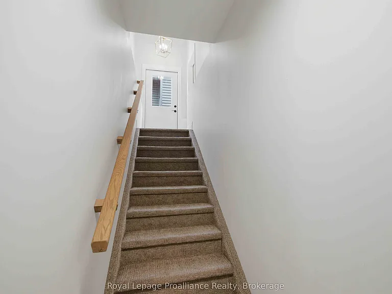 31B Schmidt Way — Photo 12