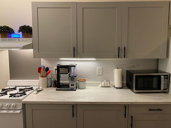 2nd image of 6 Lake St #1