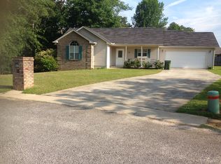 112 Barrington Pl N, Warner Robins, GA 31088