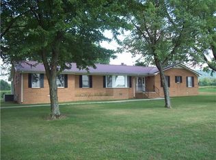 3083 Rowe Gap Rd, Belvidere, TN 37306