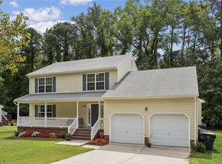402 Boundary Rd, Yorktown, VA 23690