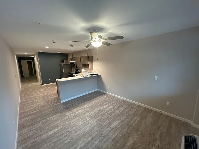 Plaza 93 Apartments — Photo 49