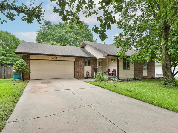 2062 S Todd Avenue, Springfield, MO 65807