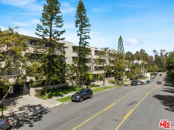 11645 Montana Ave APT 238, Los Angeles, CA 90049