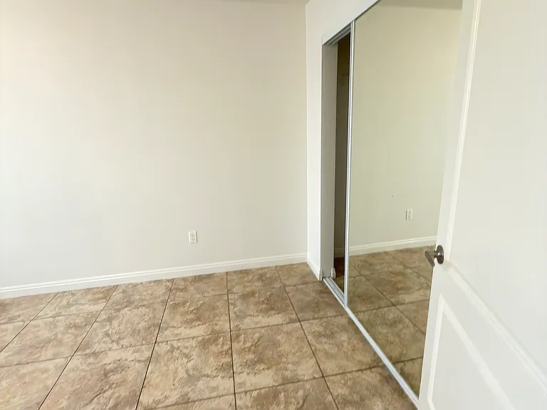 6842 Agnes Ave #6 — Photo 6
