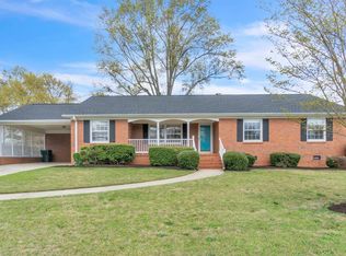 11 Melbourne Ln, Greenville, SC 29615