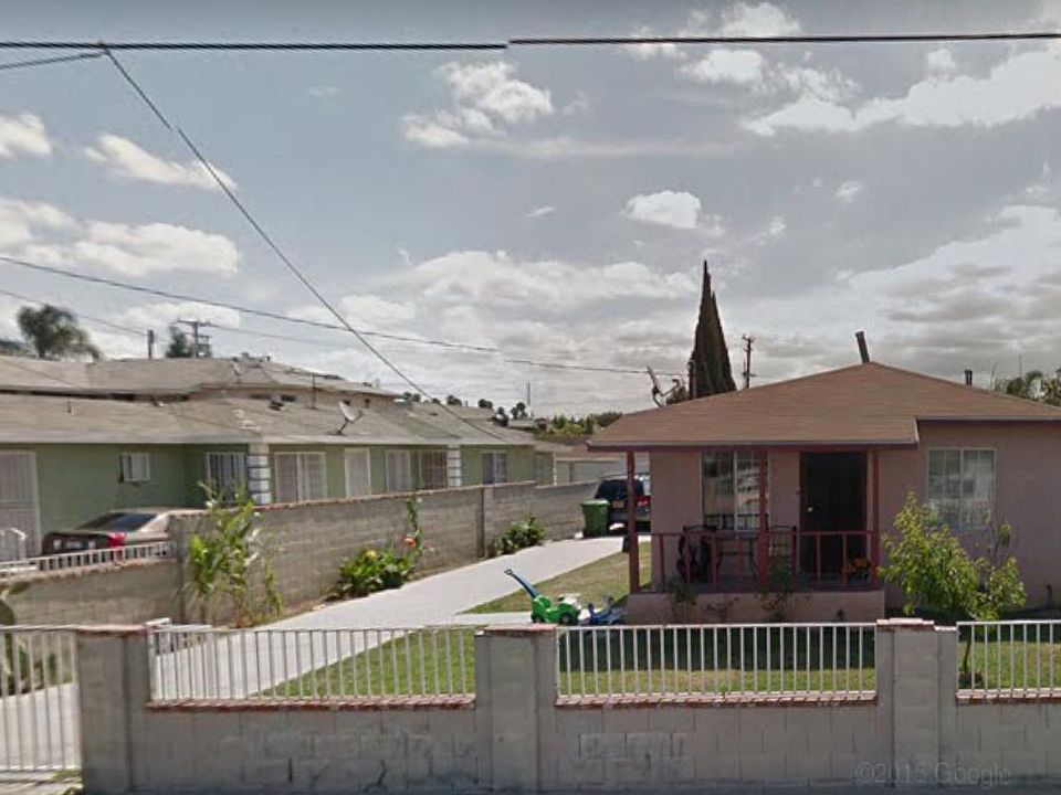1st image of 920 N Poinsettia Ave