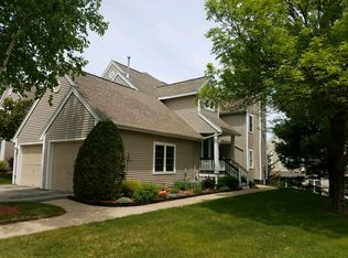 47 Reed Dr, Bedford, NH 03110
