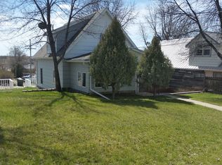 120 3rd Ave N, Glasgow, MT 59230