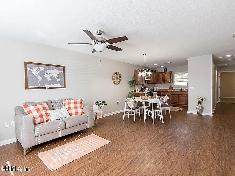 226 Bradford Dr #226 — Photo 5