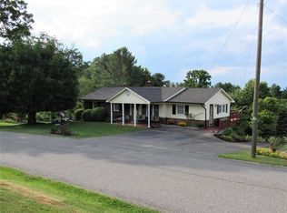 104 Armory Rd, Galax, VA 24333