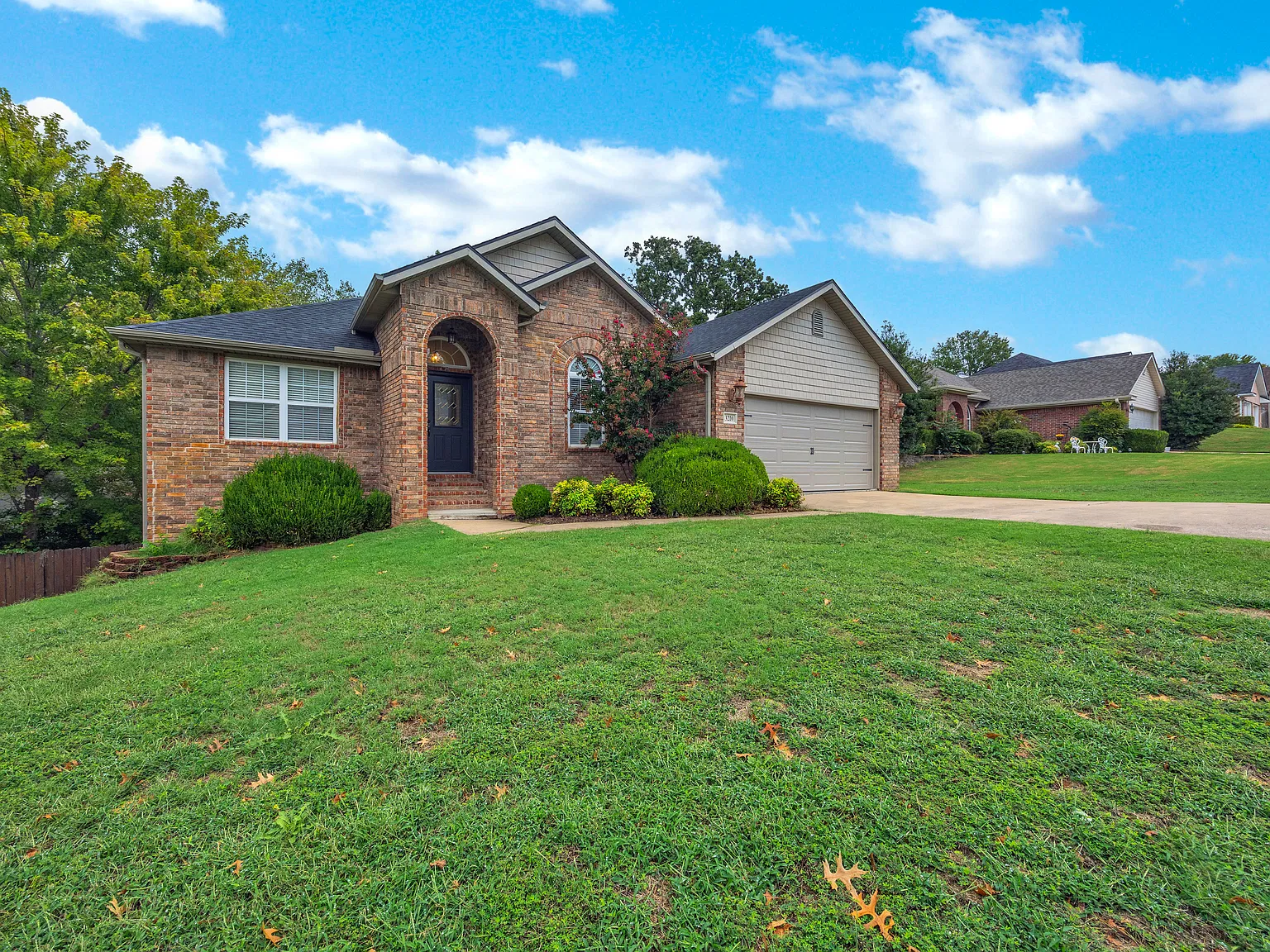 3 bed, 1713 sqft, $2,200 — Photo 3