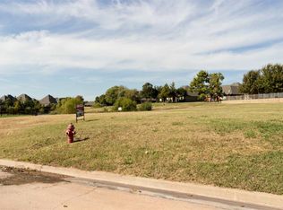 7607 Wyatt Lake Dr, Lawton, OK 73505