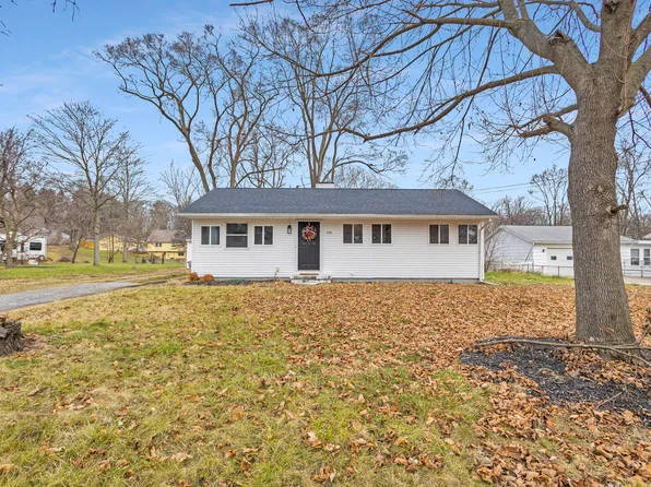 248 McConnell Dr, Jackson, MI 49201