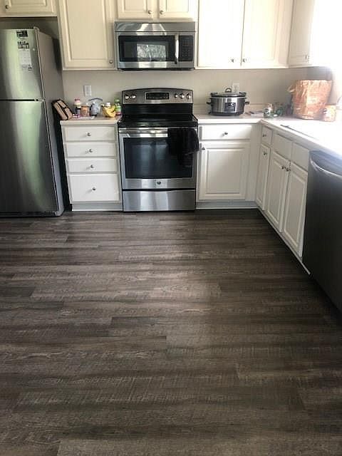 2nd image of 8042 Ithaca Way