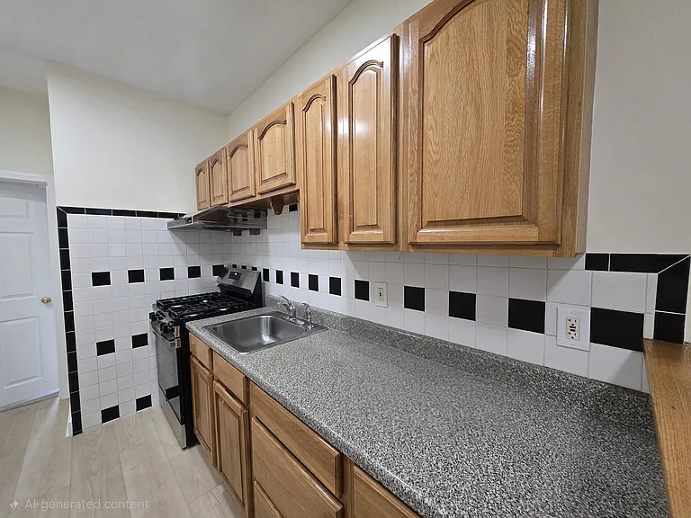 81 Tyler St #2 — Photo 2