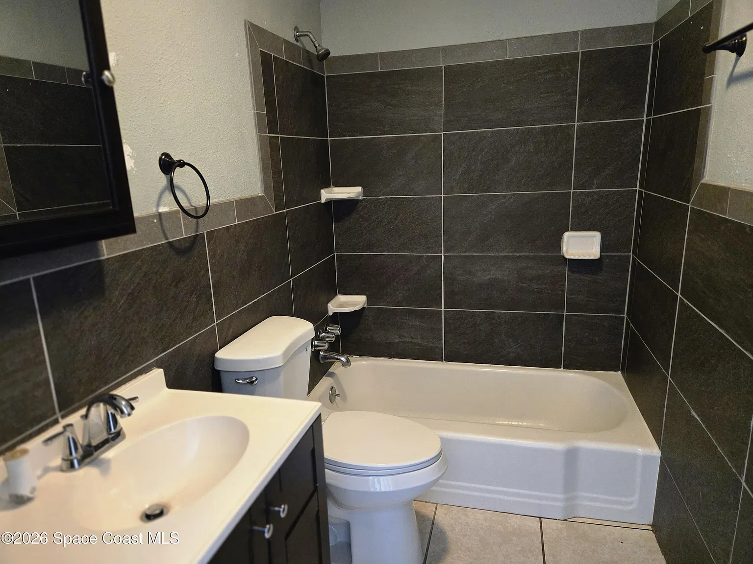 4 bed, 2.0 bath, 1192 sqft, $2,100 — Photo 4