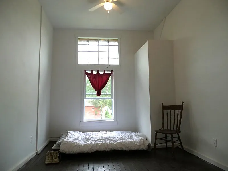 2 bed, 900 sqft, $1,050 — Photo 3