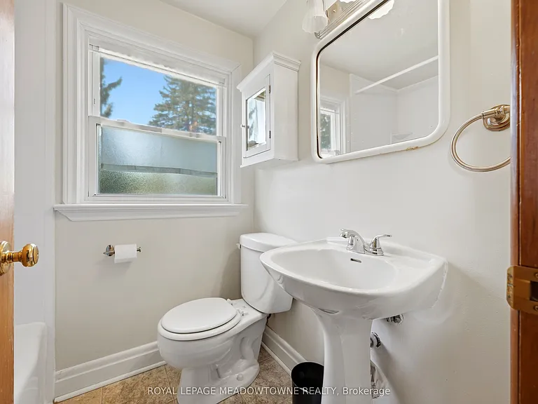 20 Delrex Blvd — Photo 25