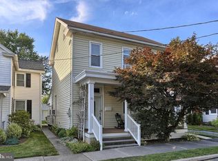 23 W Main St, Hershey, PA 17033
