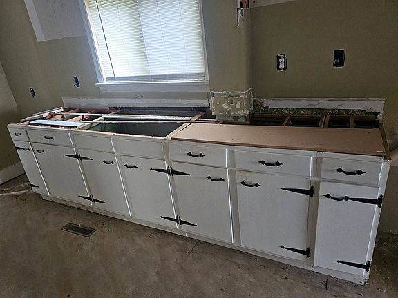 2nd image of 109 North St