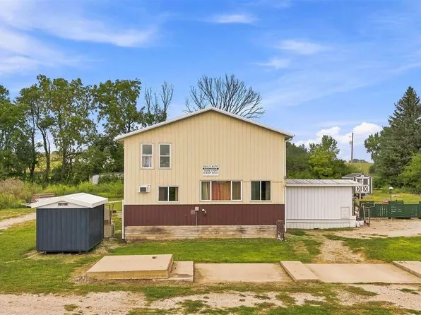 2973 State Highway 92, Rosehill, IA 52586