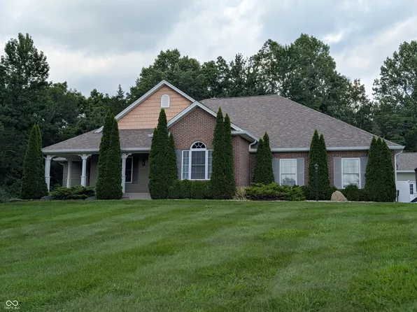 750 S Bay Hl, North Vernon, IN 47265