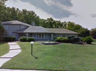 1 Guest Dr, Morganville, NJ 07751