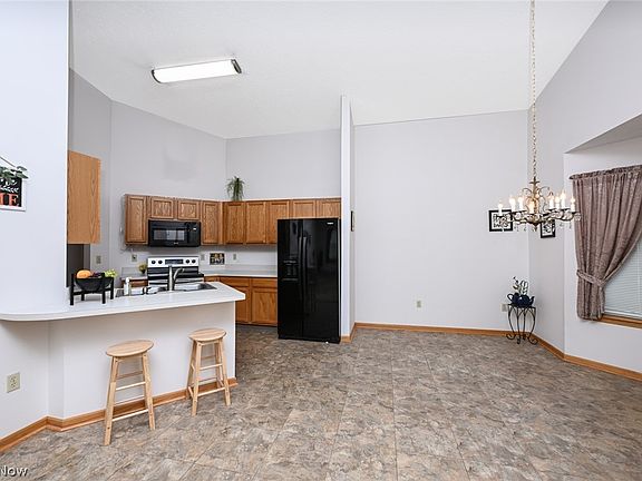 5th image of 3117 Dorchester Ct