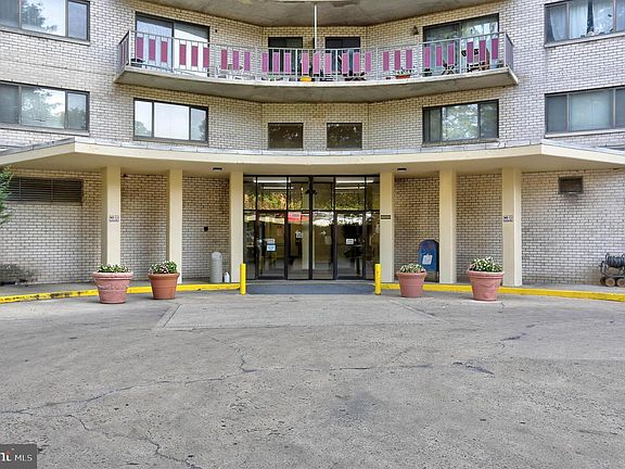 4th image of 8830 Piney Branch Rd APT 401