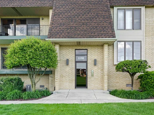 15701 Sunset Ridge Ct #2S, Orland Park, IL 60462