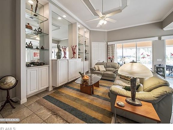 3rd image of 7946 Valentina Ct
