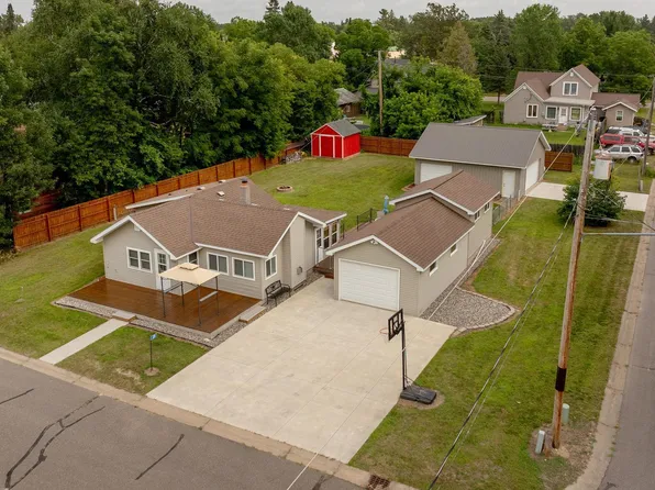 219 Oak St, Backus, MN 56435