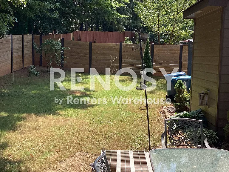 2377 Peach Shoals Cir — Photo 19