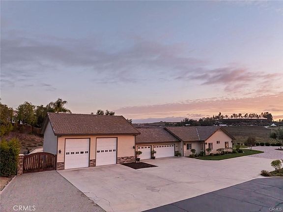 4th image of 39581 Sperry Ct