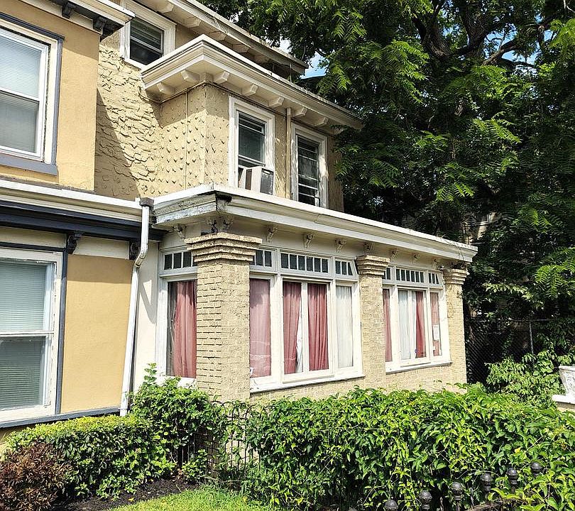 1st image of 230 N 53rd St