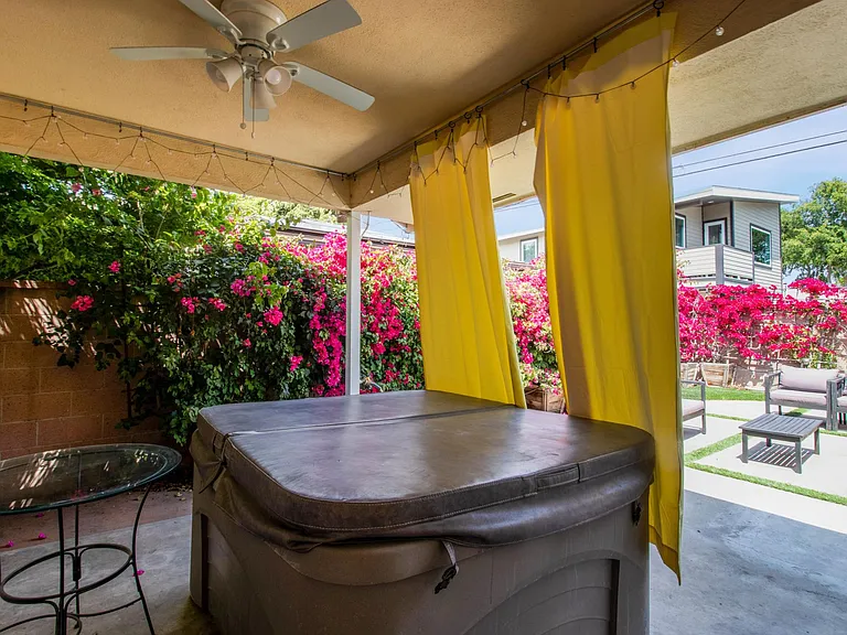 3232 Lewis Ave — Photo 7