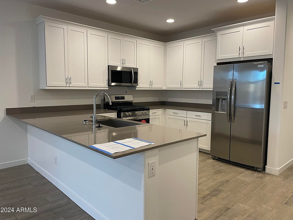 1st image of 3040 E FRONTIERSMAN Lane