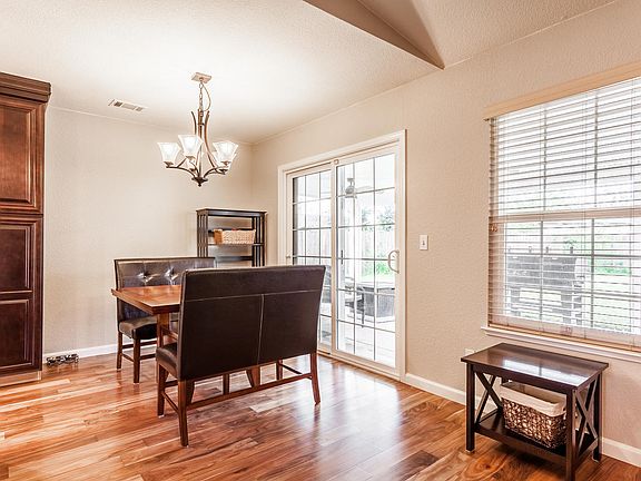 5th image of 550 Ewell Ct