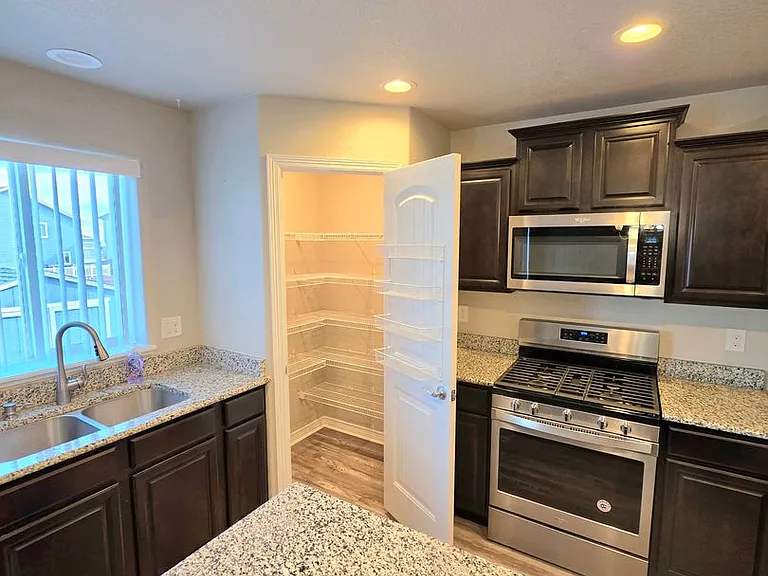 12729 Windingwalk Dr — Photo 7