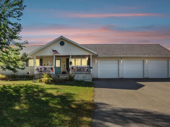 9274 9th Ave, Glencoe, MN 55366