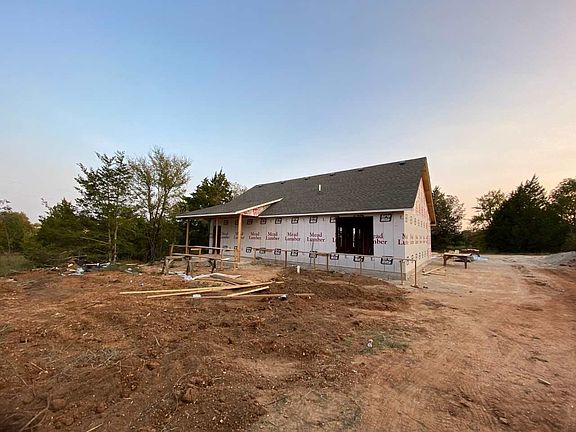 4th image of 5372 Mayes Dr