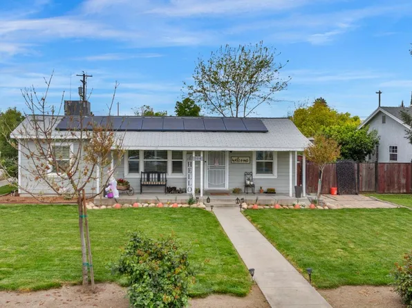 504 Greenwood Ave, Sanger, CA 93657